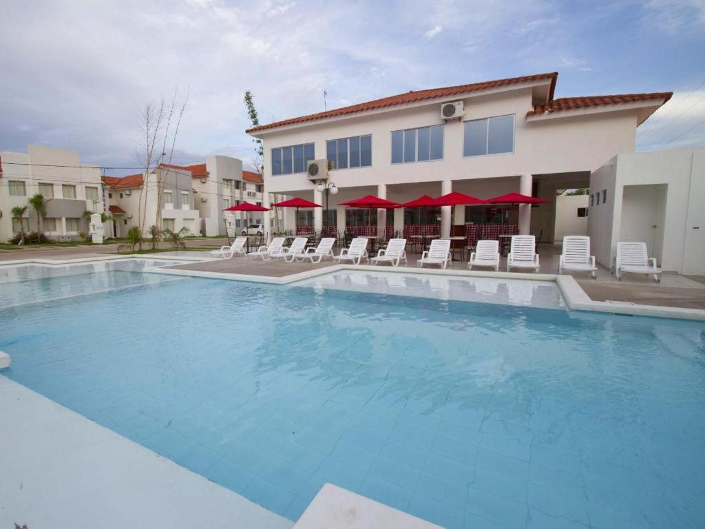 Terranova Suites Santa Cruz de La Sierra Exterior foto
